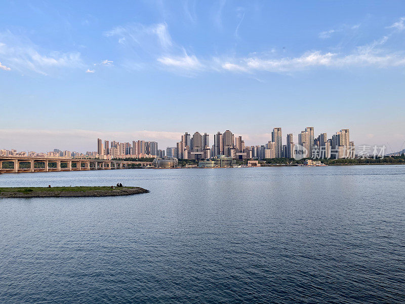 Seoul Han River and Banpo Bridge汉江盘浦大桥